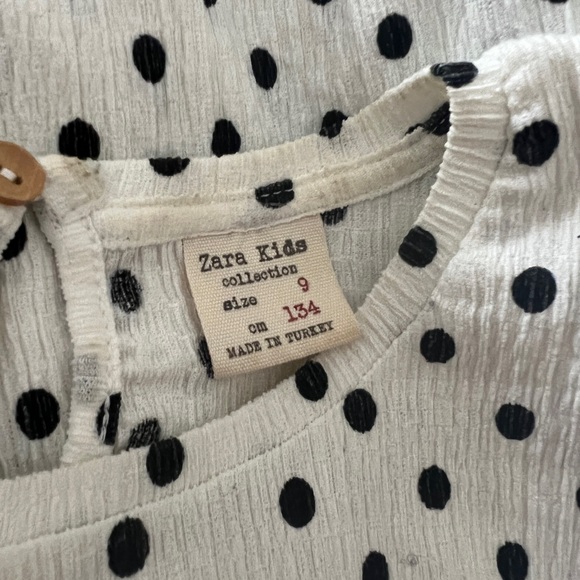 Zara kids polka dot black and white top with long sleeve. Girl size 9 - Picture 9 of 10